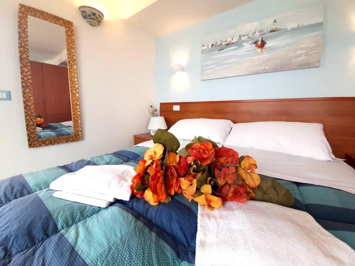 אנזיו Casa Vacanze Elianto מראה חיצוני תמונה